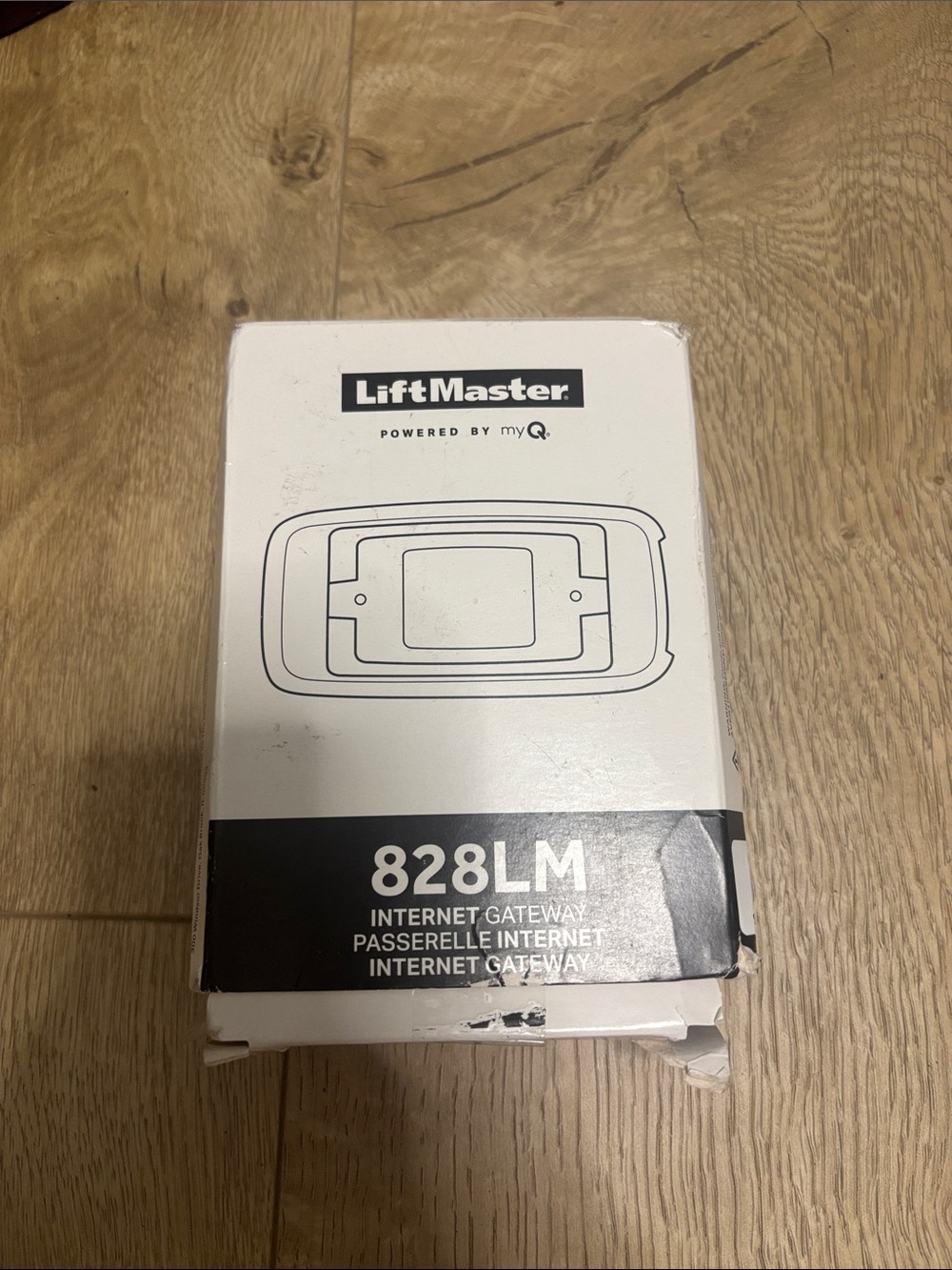 LiftMaster 828LM Internet Gateway - White/Black